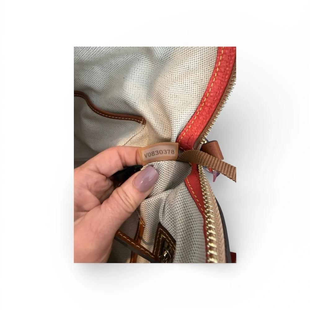 Dooney & Bourke large pebble grain dome satchel - Picture 7 of 7